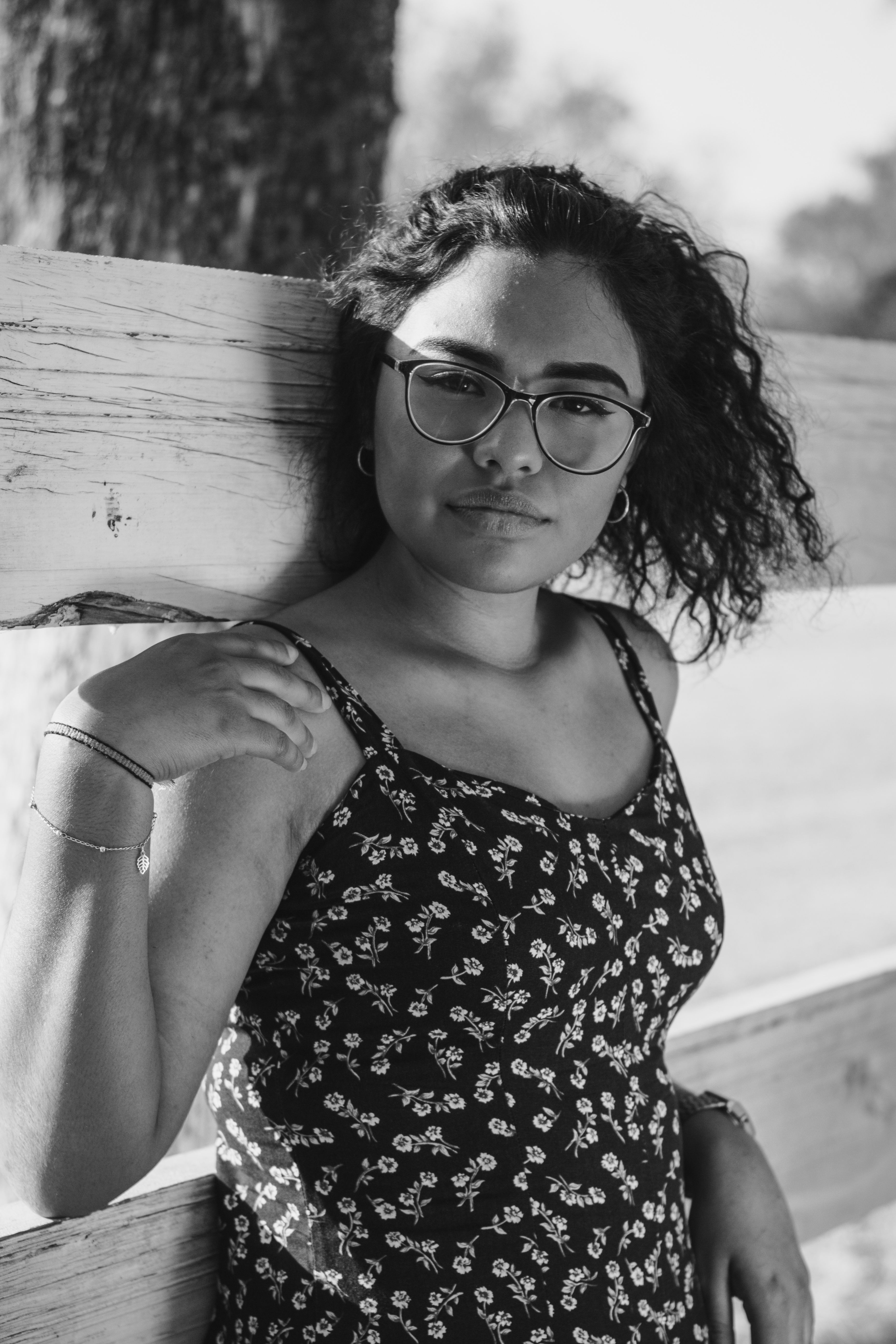 Brunette Woman Portrait in Black and White · Free Stock Photo