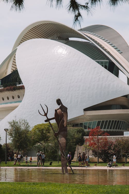 公共建築, 公園, 垂直拍攝 的 免費圖庫相片