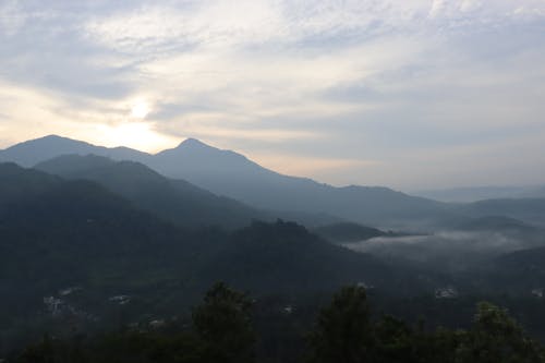 Immagine gratuita di fogg, montagne, natura