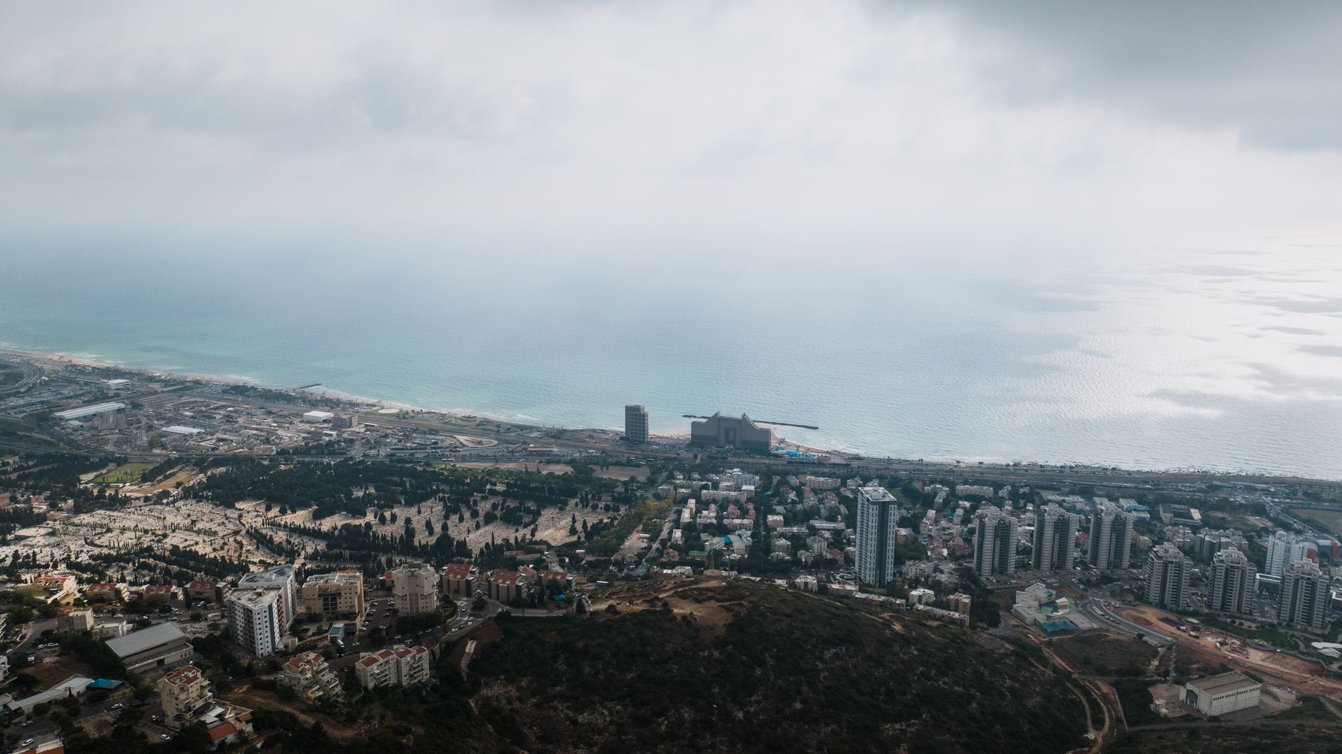 Izrael spustil masívny útok na Libanon po vyhlásení prímeria s Iránom