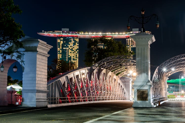 Anderson Bridge In Singapore At Night