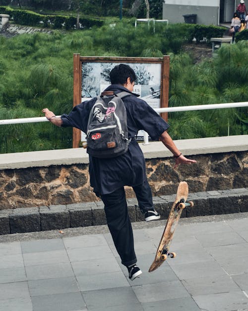 Fotos de stock gratuitas de de espaldas, hombre, joven