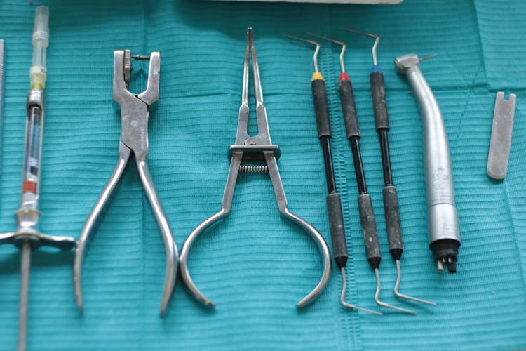 Tools Of A Dentist