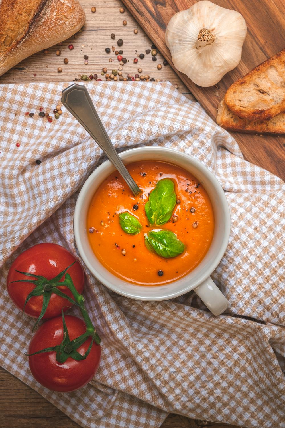 Homemade Creamy Tomato Basil Soup