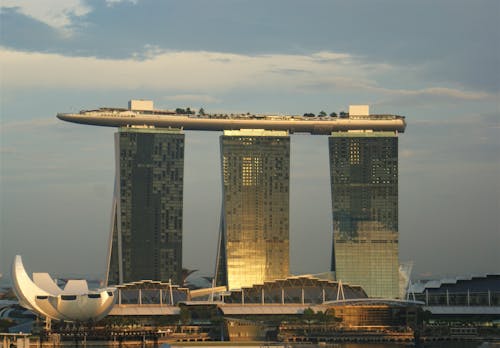 Kostenloses Stock Foto zu lokale sehenswürdigkeiten, marina bay sands, moderne architektur