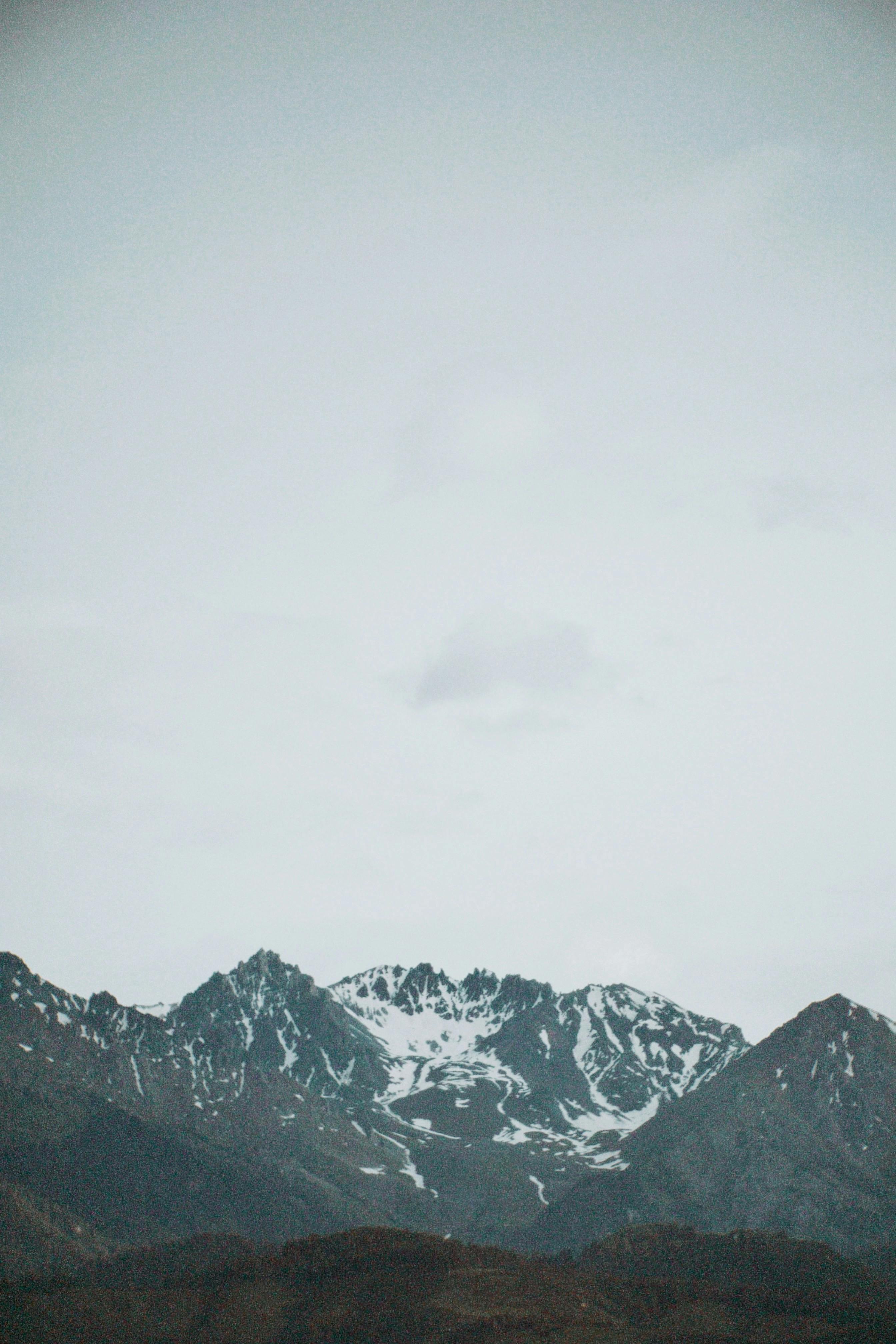 Безкоштовне Гори і небо стокове фото