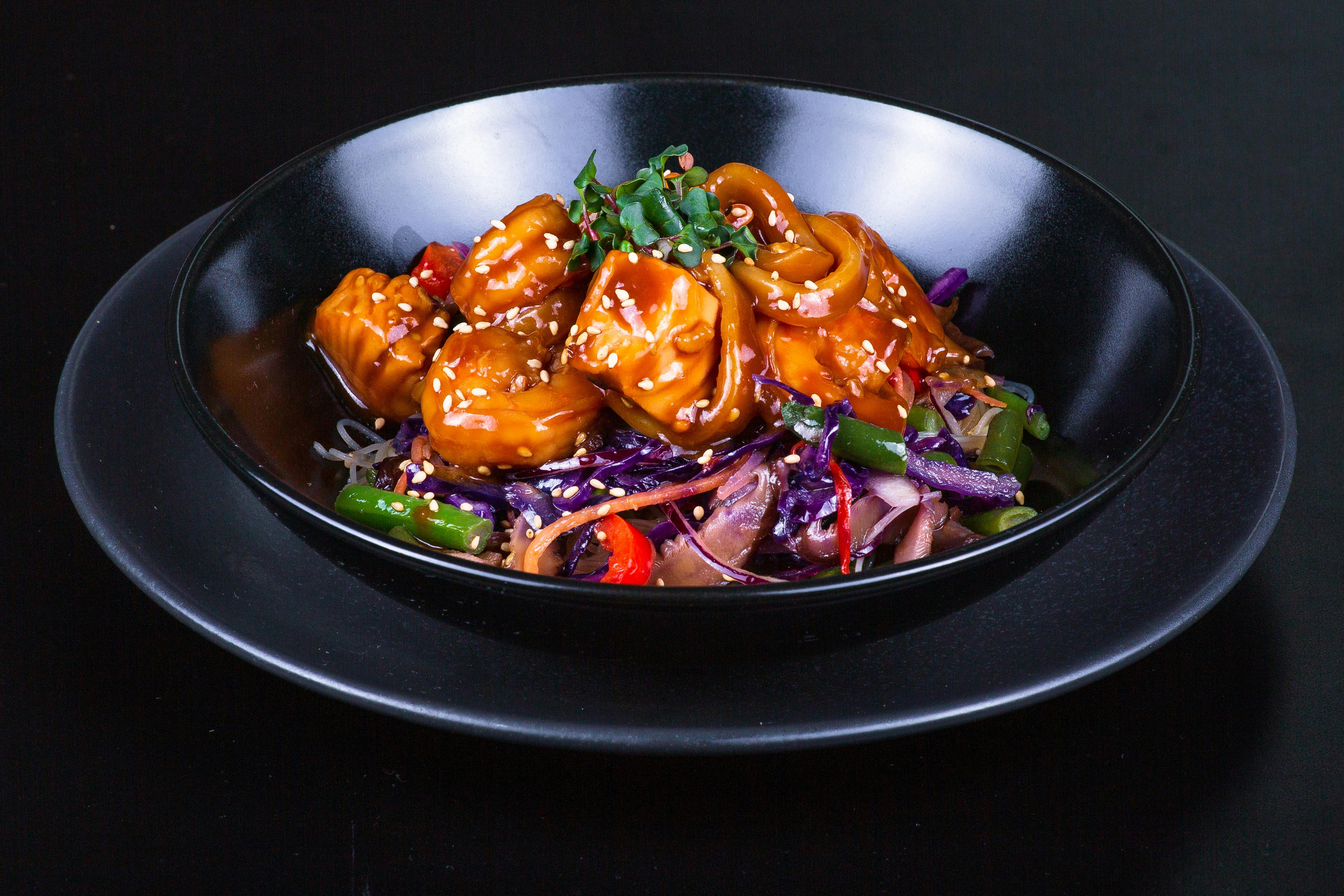 High-quality presentation of food - upscale dining catering