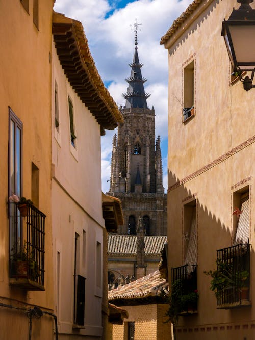 Foto d'estoc gratuïta de catedral, catòlic, edificis