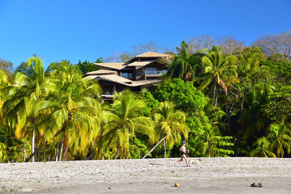 Sécurité à Santa Teresa, Costa Rica : Guide complet pour expatriés 2026