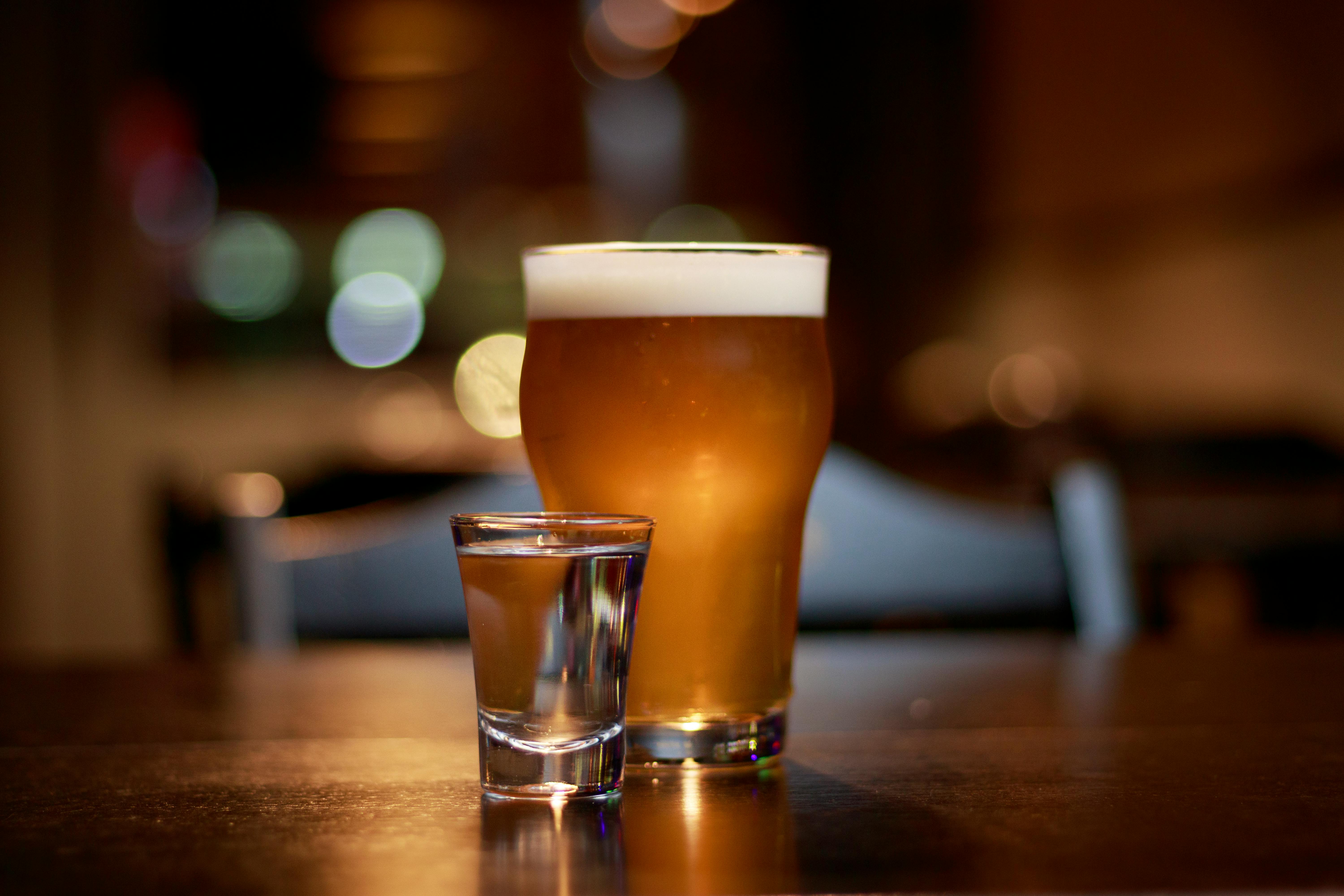 GLP-1 reduces heavy drinking days in treatment seeking people with alcohol use disorder and obesity, finds small trial — Phot