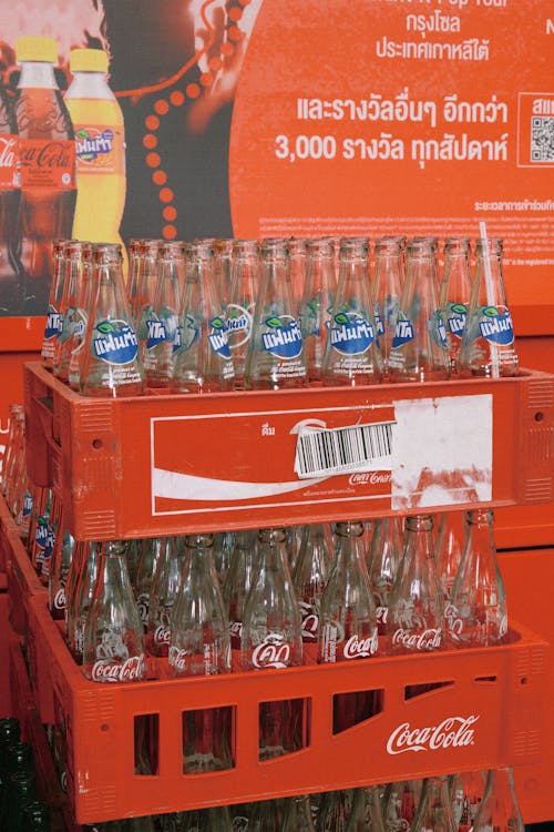 Безкоштовне стокове фото на тему «Coca-Cola, вертикальні постріл, впритул»