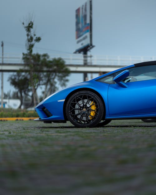 Blue Lamborghini Huracan