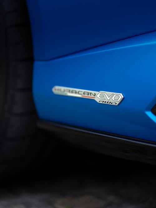 Foto profissional grátis de azul, carro potente, fechar-se