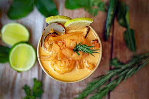 Recipe: Lemon-Garlic Soup for a Cloudy Workday Lunch
