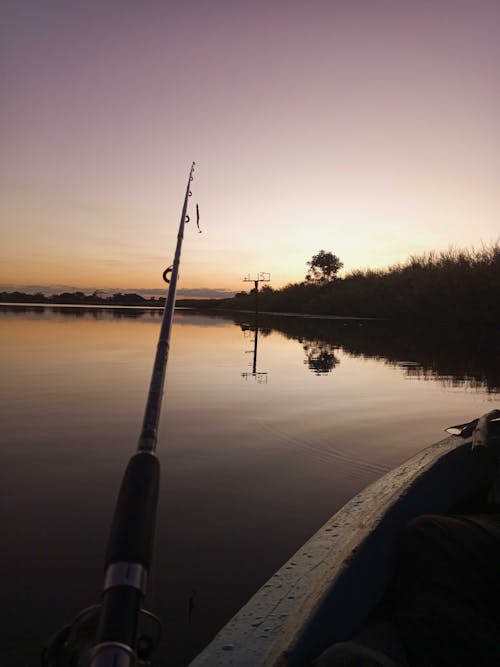 Immagine gratuita di acqua, barca, canna da pesca