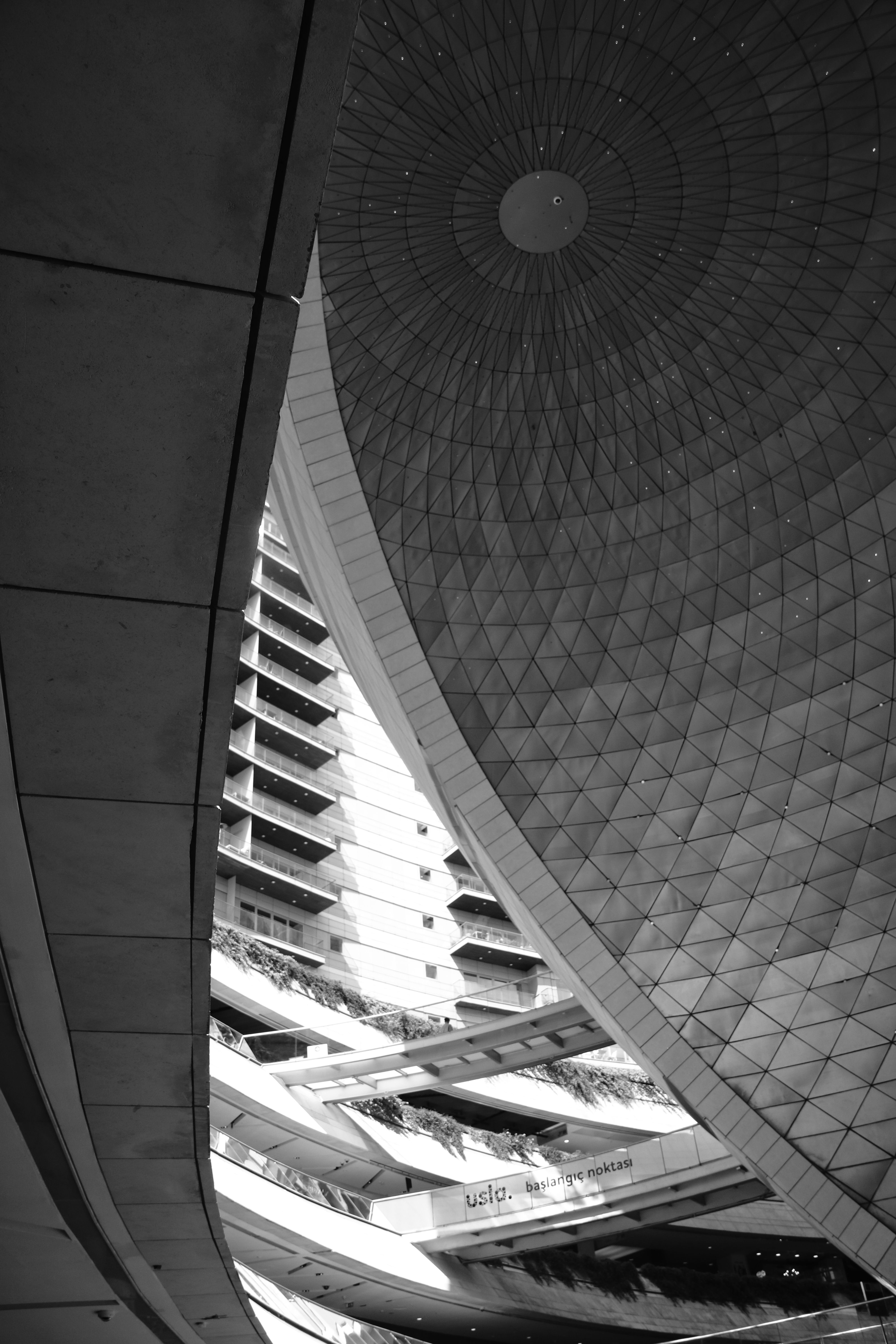 Urban Mining - Giving Aluminium a Second Life in Modern Architecture - Urban Modern Architecture