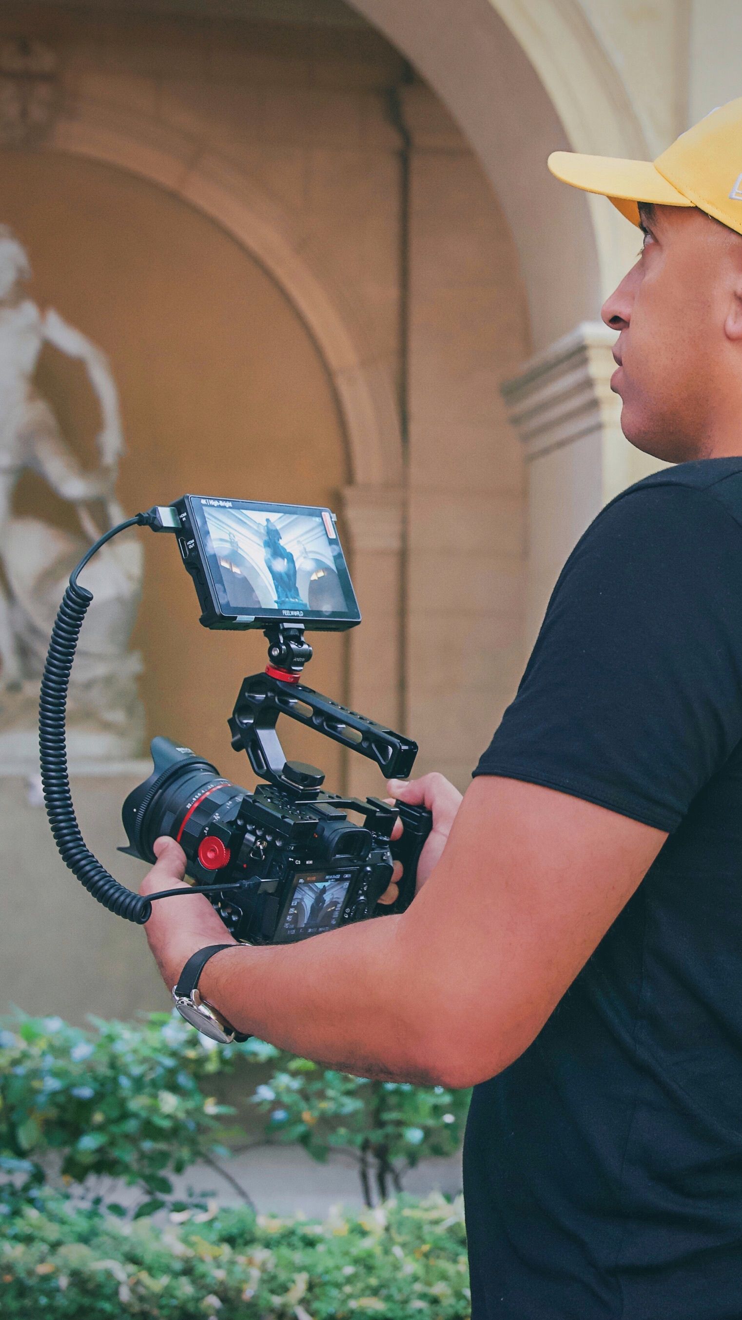 Man with Professional Camera · Free Stock Photo
