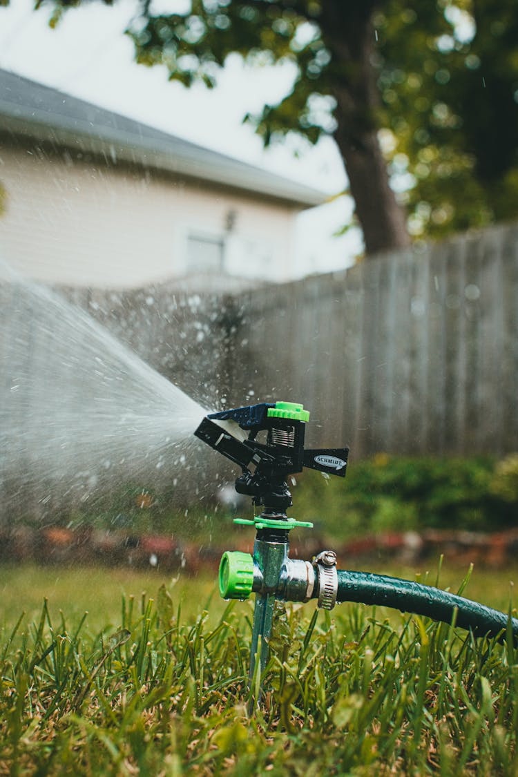 360 Degree Automatic Garden Sprinkler