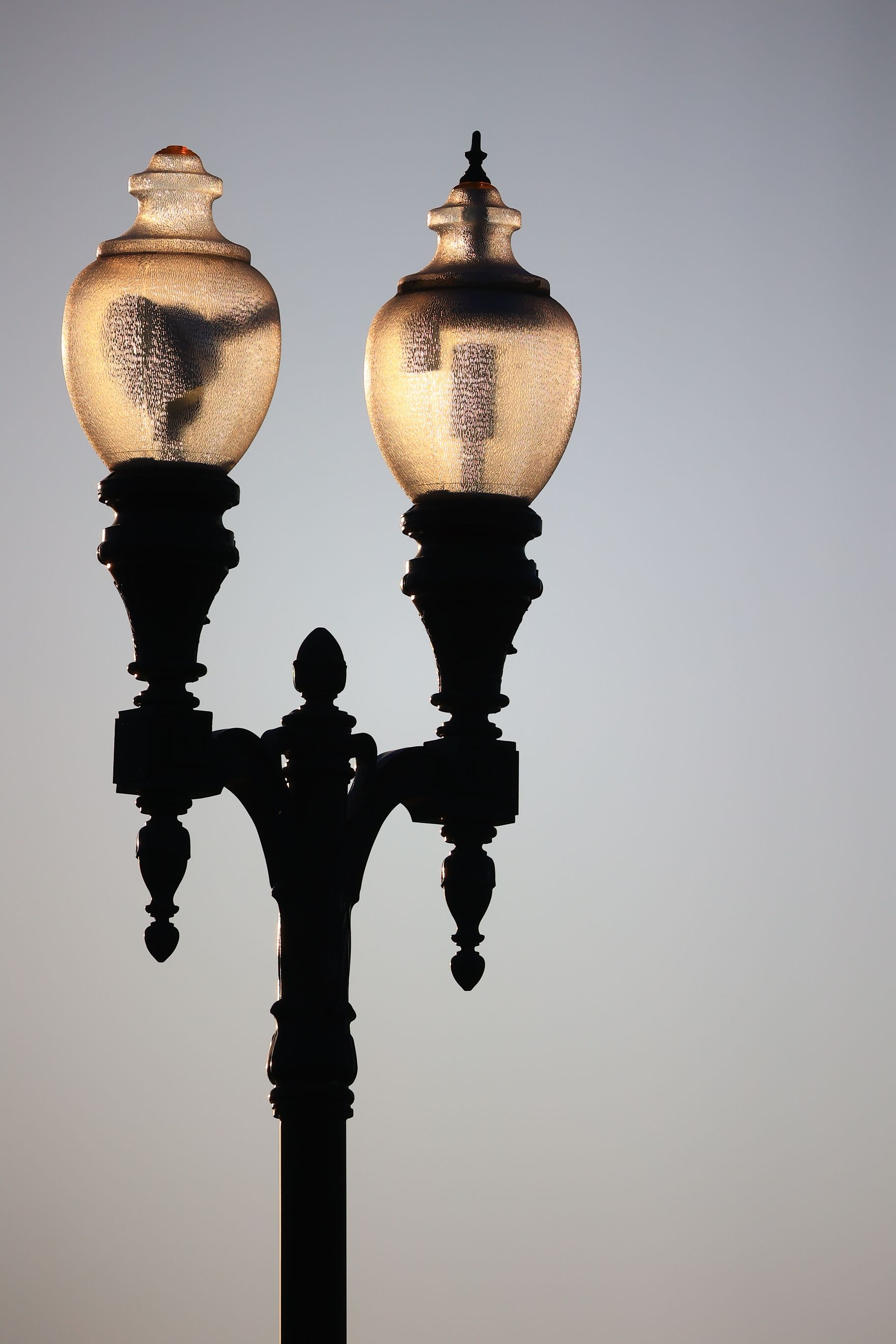 Retro Urban Lights · Free Stock Photo