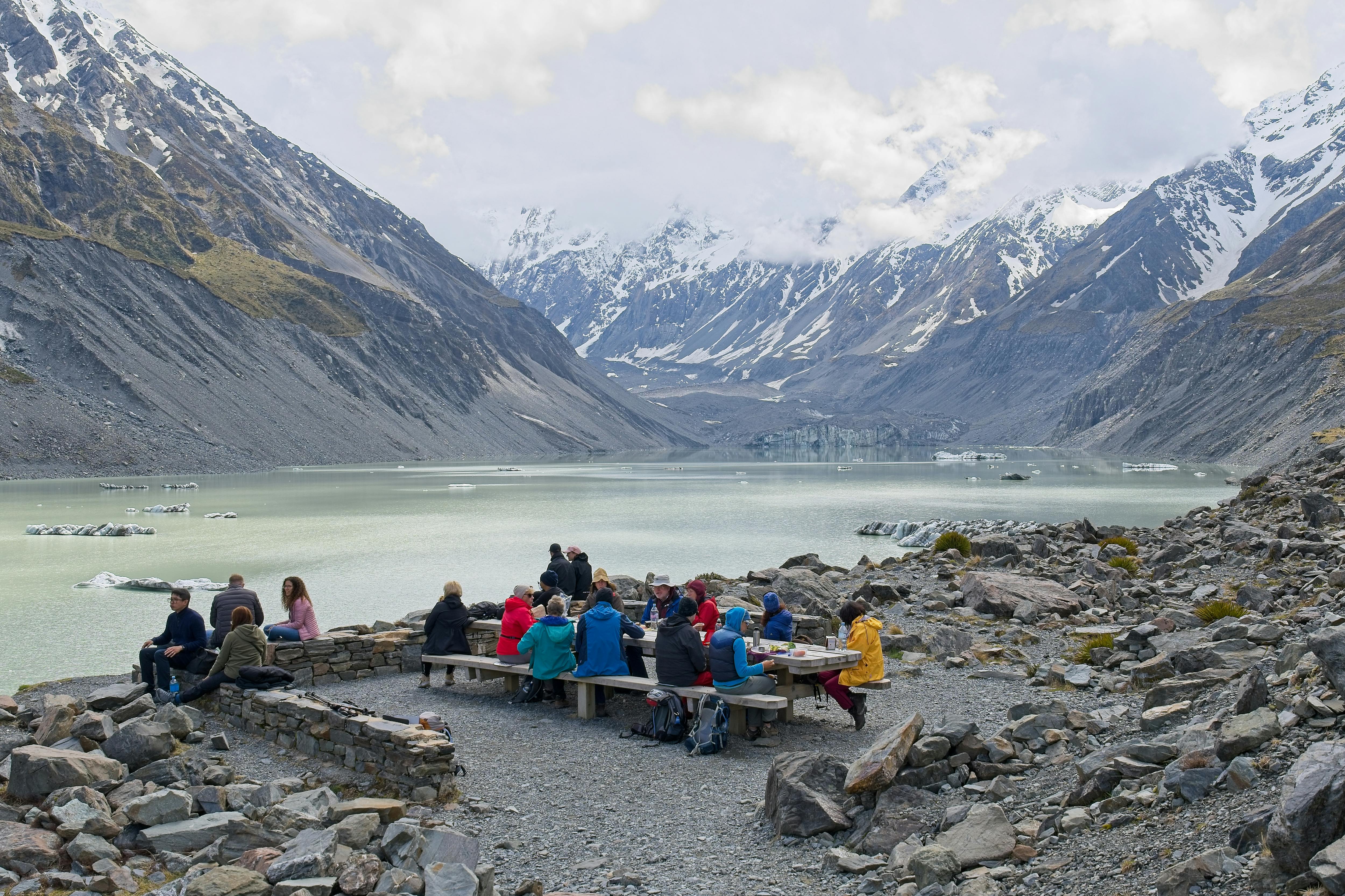 general travel new zealand tours — Photo by Kaiser Concha on Pexels
