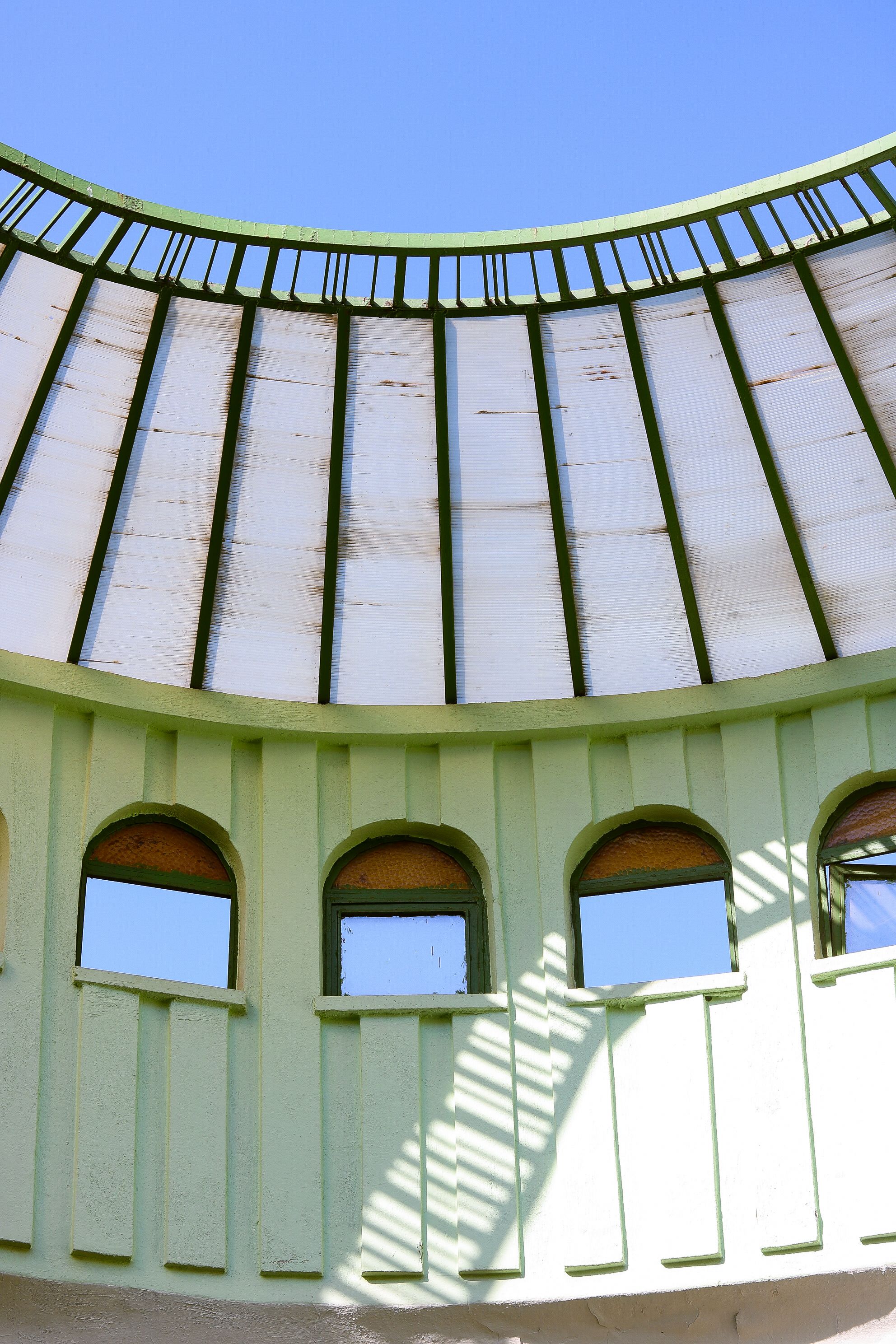 Interior of the Partially Covered Dome ?? Free Stock Photo