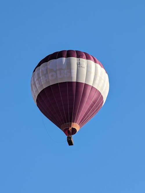 Ingyenes stockfotó függőleges lövés, hőlégballon, kék ég témában