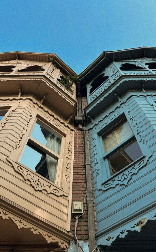 Free Vintage wooden facades of Istanbul residences showcasing intricate architectural details and historical charm. Stock Photo