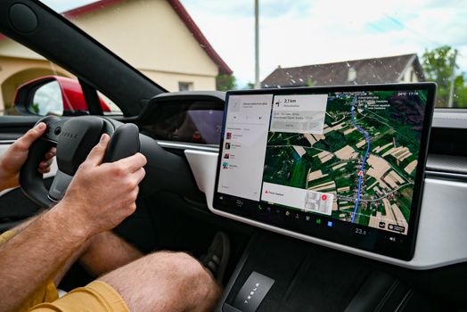 How overconcentration in Tesla stock wiped out $1.2M