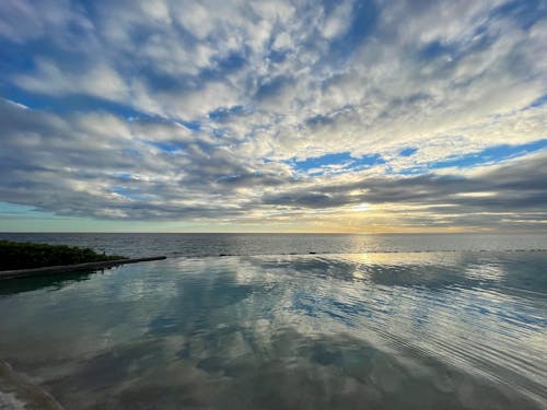 Free stock photo of blue ocean, clouds, infinity pool