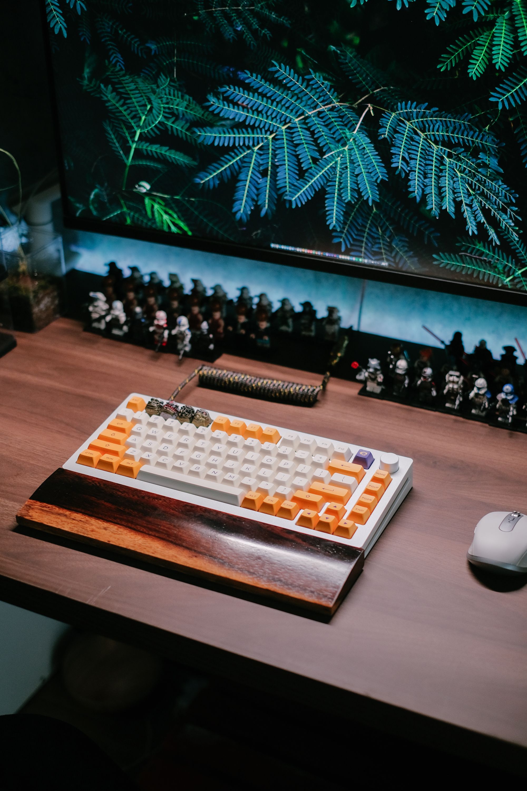 Keychron’s Mechanical Keyboards: Why the K2 and Wood Models Still Lead in 2026