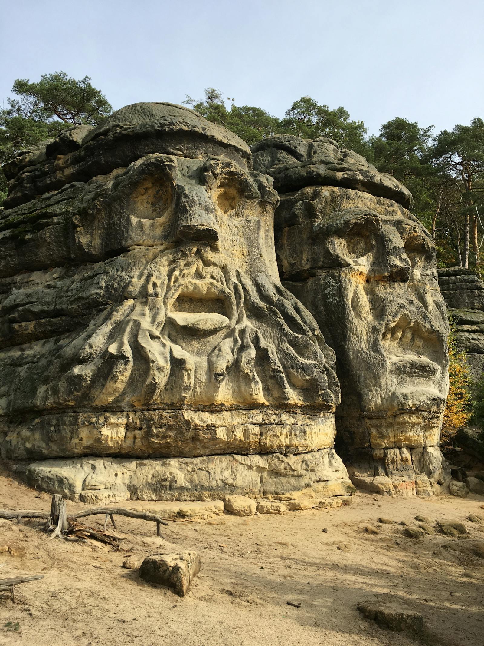 Kokořínsko – pískovcové reliéfy (ilustrační foto, Pexels)