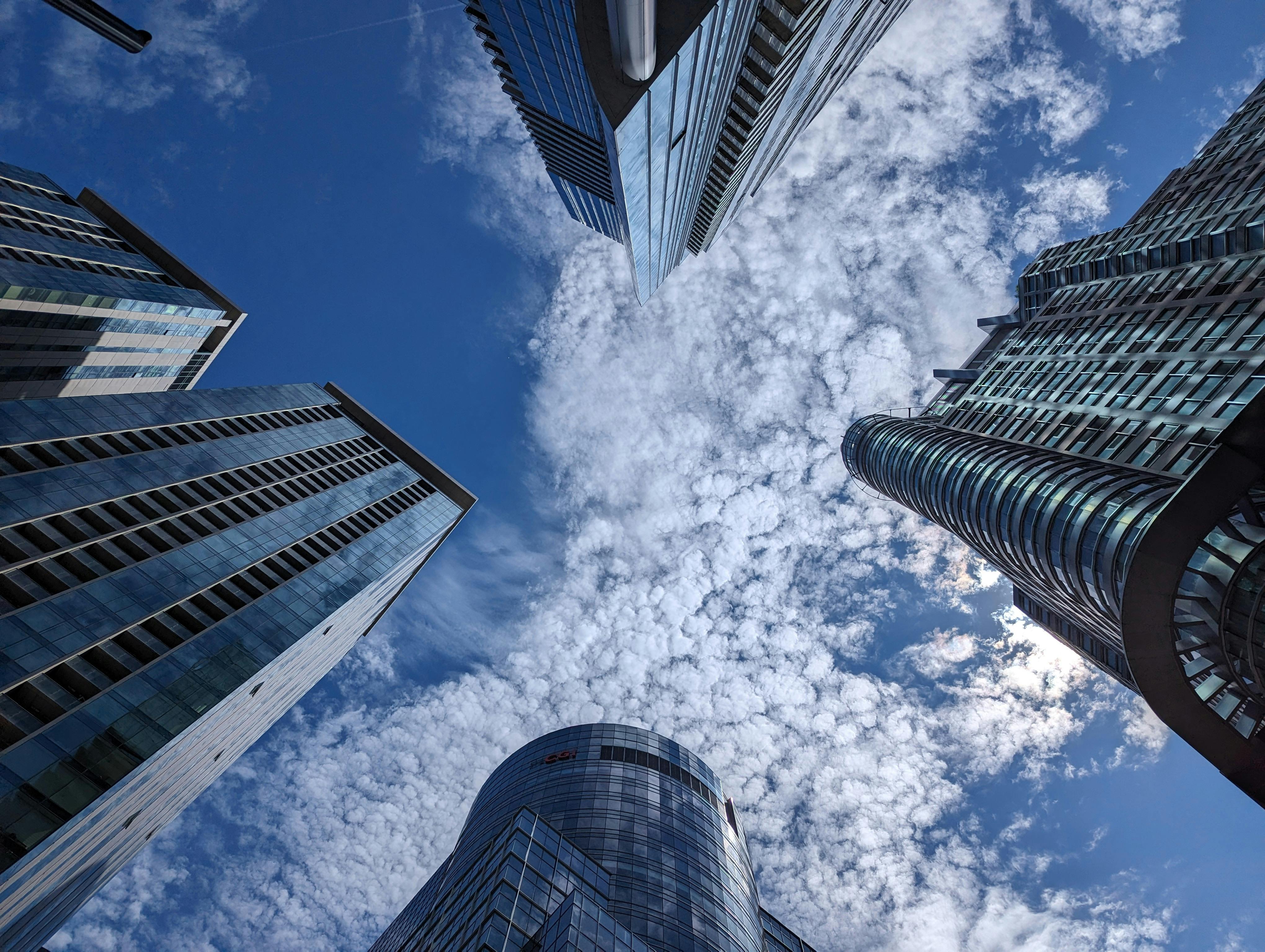 OpenCLaw on AMD Developer Cloud: Free Deployment with Qwen 3.5 and SGLang — Photo by teyi  徐 on Pexels