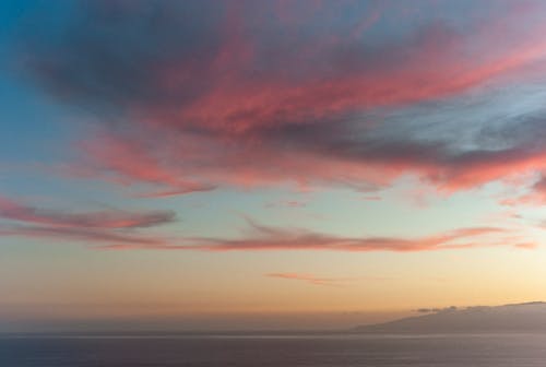 Scenic Pink Clouds on Sunset