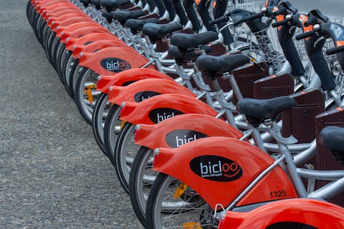 Kostnadsfri bild av cyklar, överflöd, rad