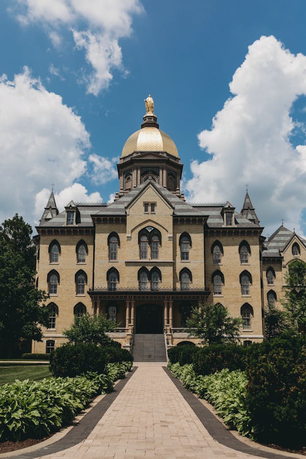 Best Bars in South Bend | Top South Bend Bars & Nightlife Guide