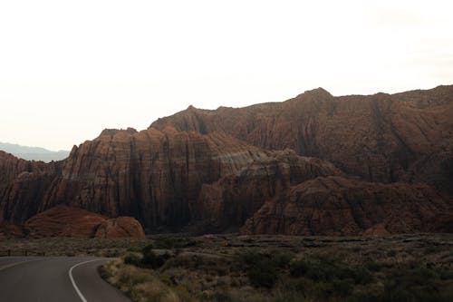 Foto d'estoc gratuïta de abrupte, carretera, desert