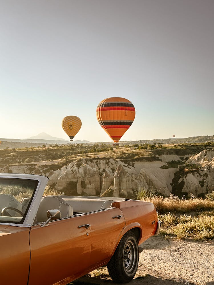 Balloon Over The Desert