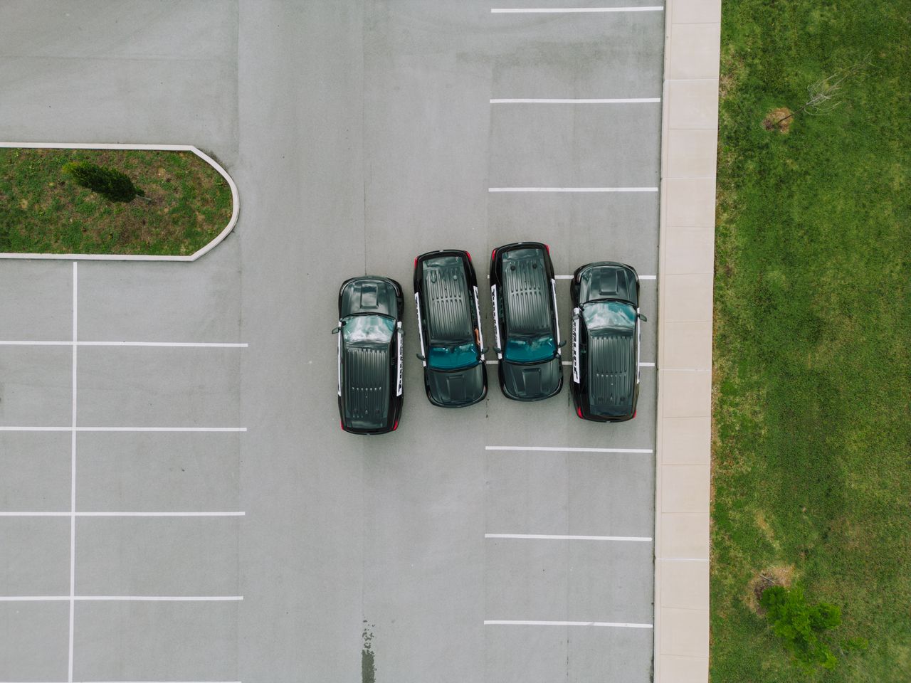 Parking Perfected: OMODA&JAECOO's VPD Smart Parking Tech Debuts Globally Today!