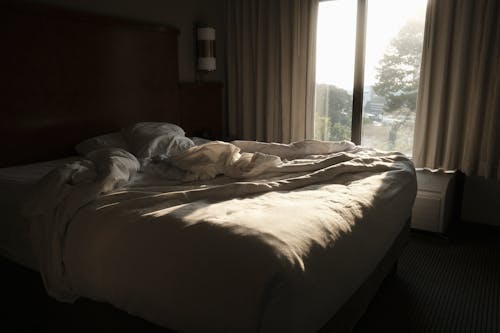 Foto profissional grátis de cama, cômodo, dormitório