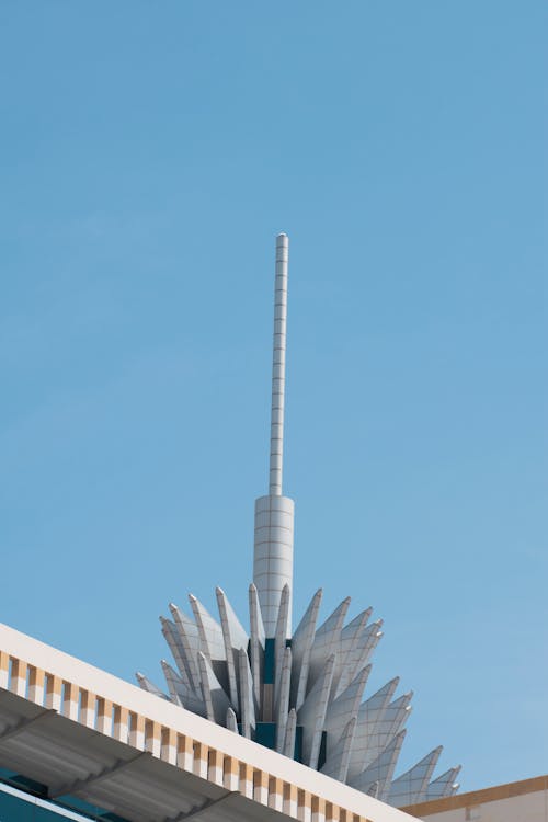 Immagine gratuita di cielo sereno, città, edificio