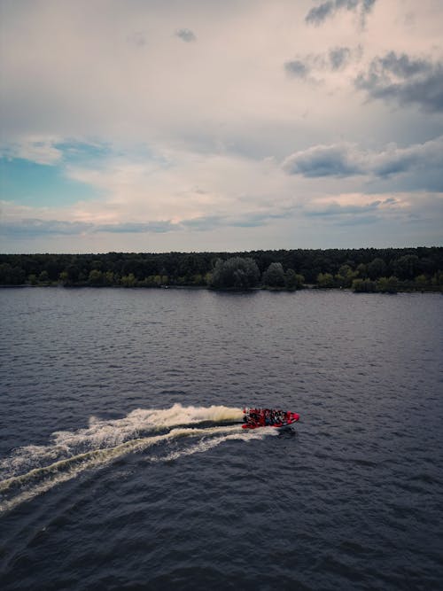 Základová fotografie zdarma na téma jezero, letecká fotografie, motorový člun