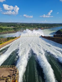 Conhecendo a Usina Binacional de Itaipu - imagem 4