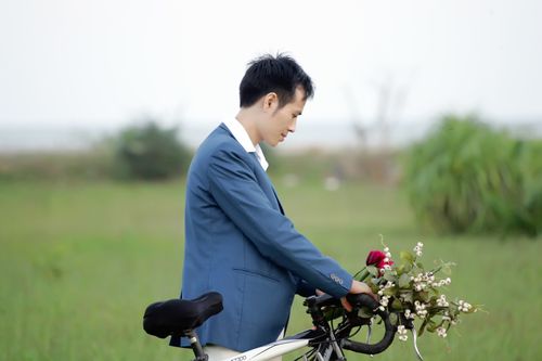 Free stock photo of beautiful flower, bicycle, mam Stock Photo