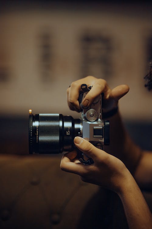 Free Hands Holding Camera Stock Photo