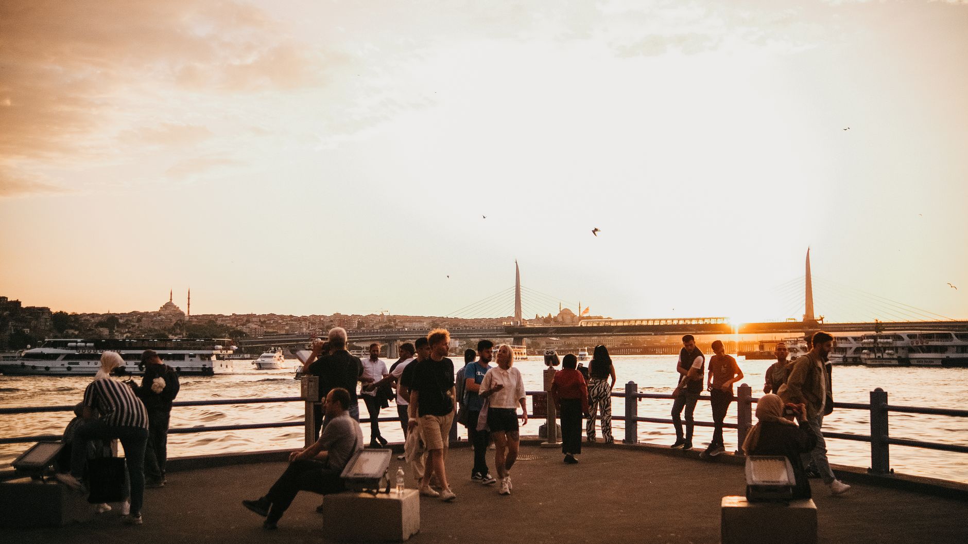 Asian Travelers Boost European Demand by 57% Amid Heatwave