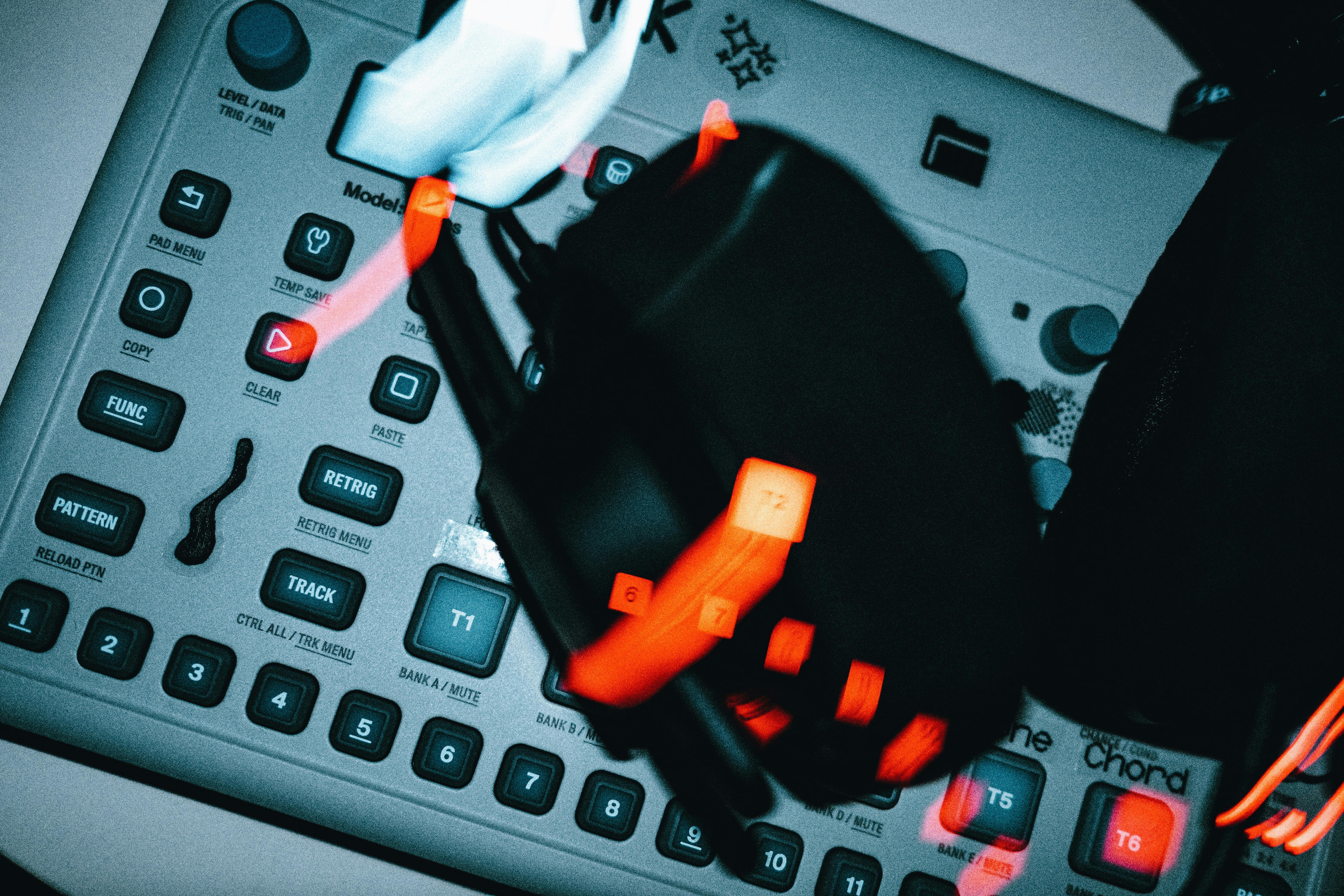 Sunset Sound: Legado Acústico y Evolución Tecnológica en la Ingeniería de Grabación Musical