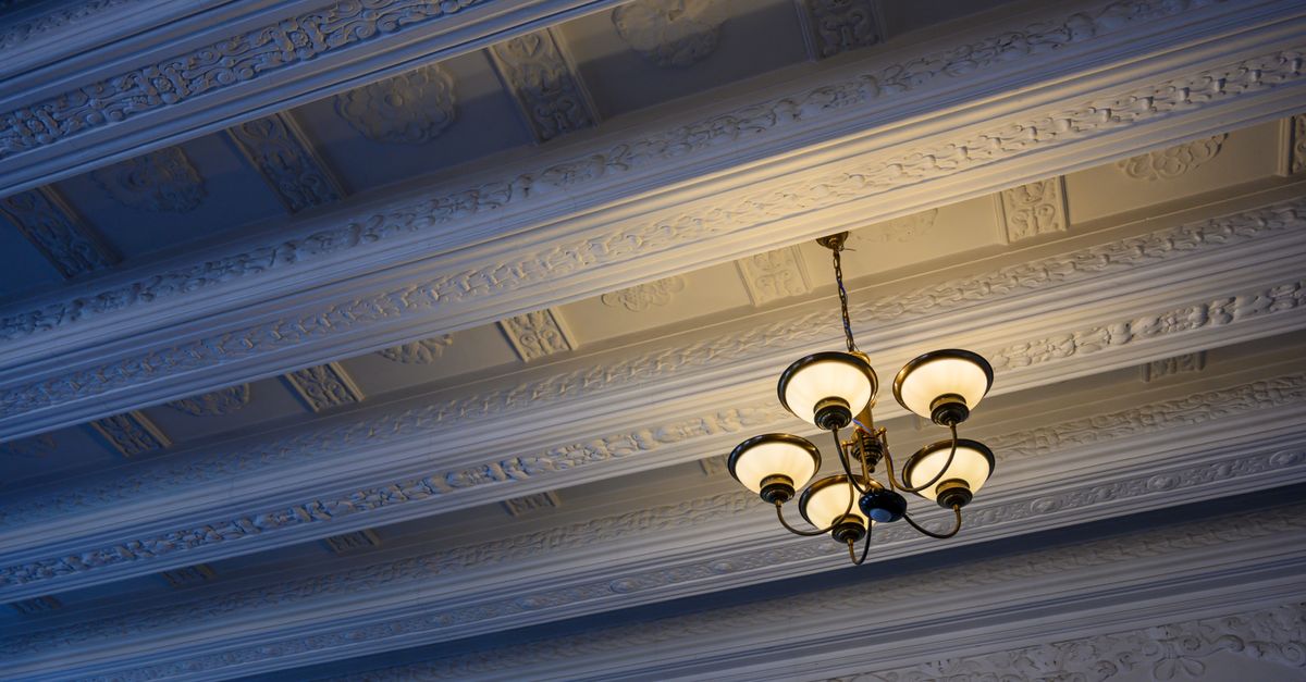 Plafond Isolation : Guide Prix & Techniques 2026