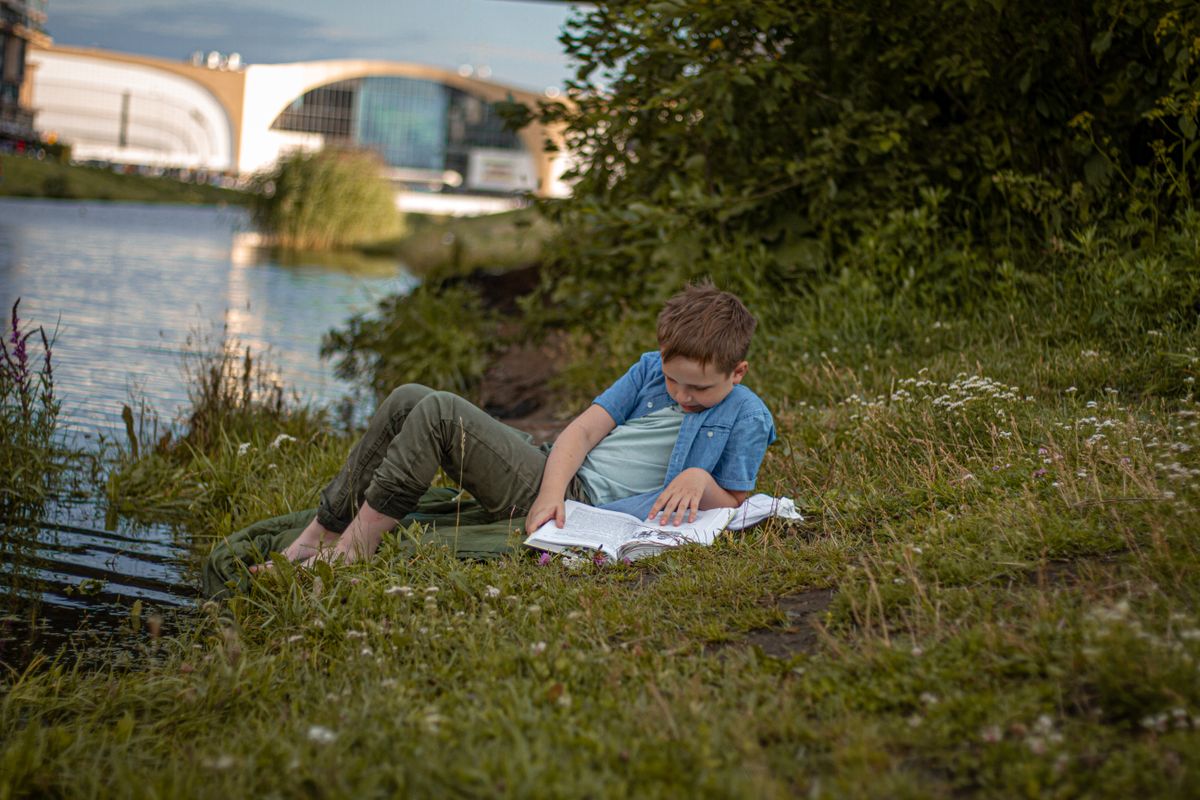 A Personalized Children's Book for the Holidays: Turning the Trip Into a Real Adventure