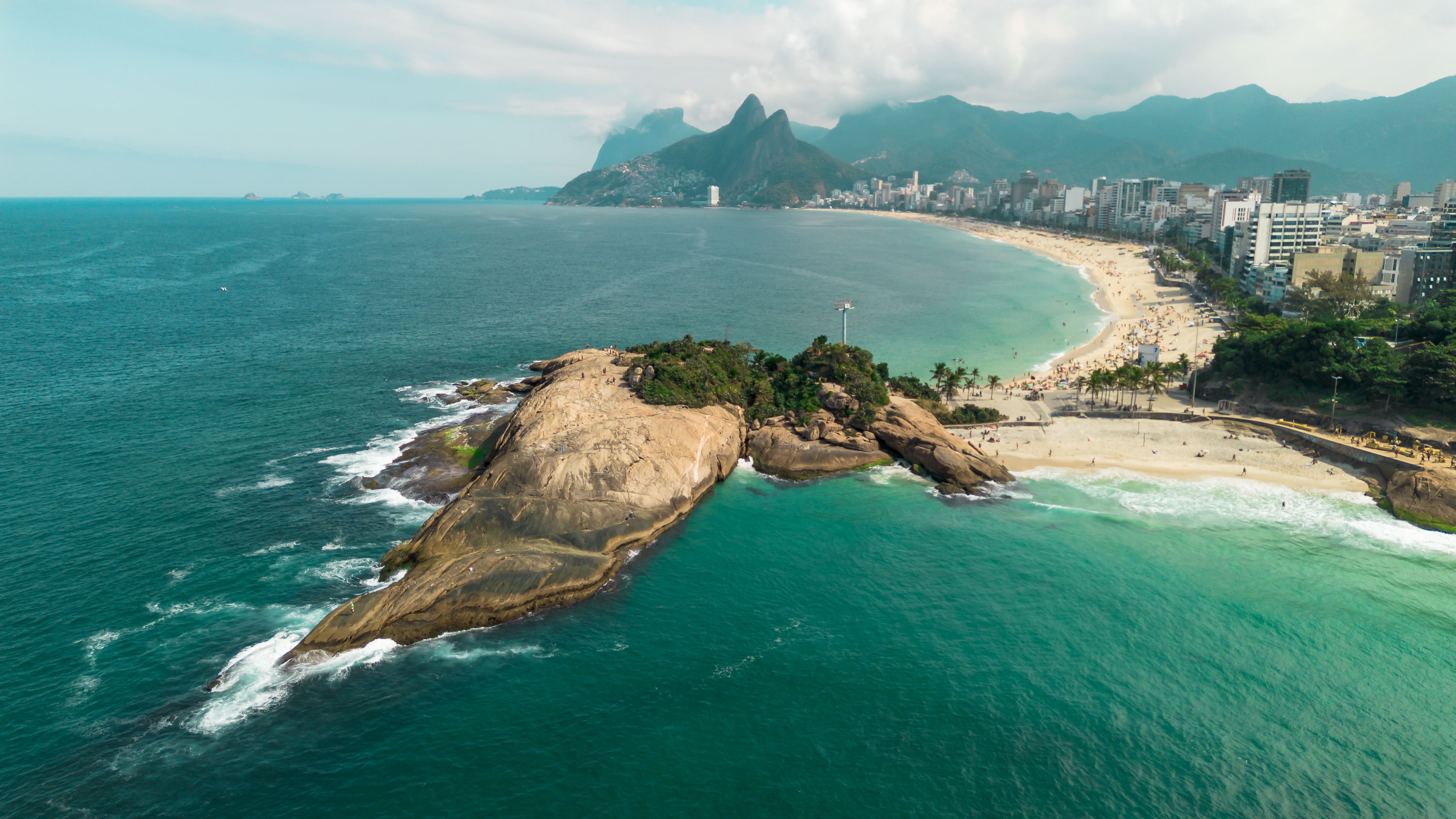 Daddies generosos buscam diversão, não burocracia — SponsorClub
