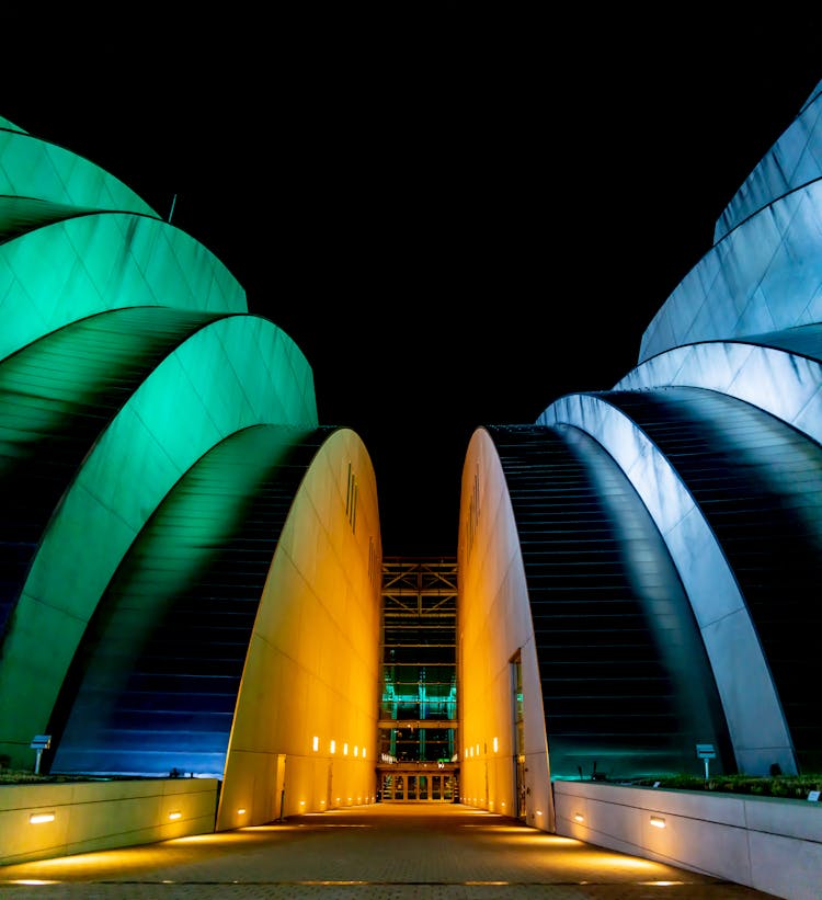 Kauffman Performing Arts Center